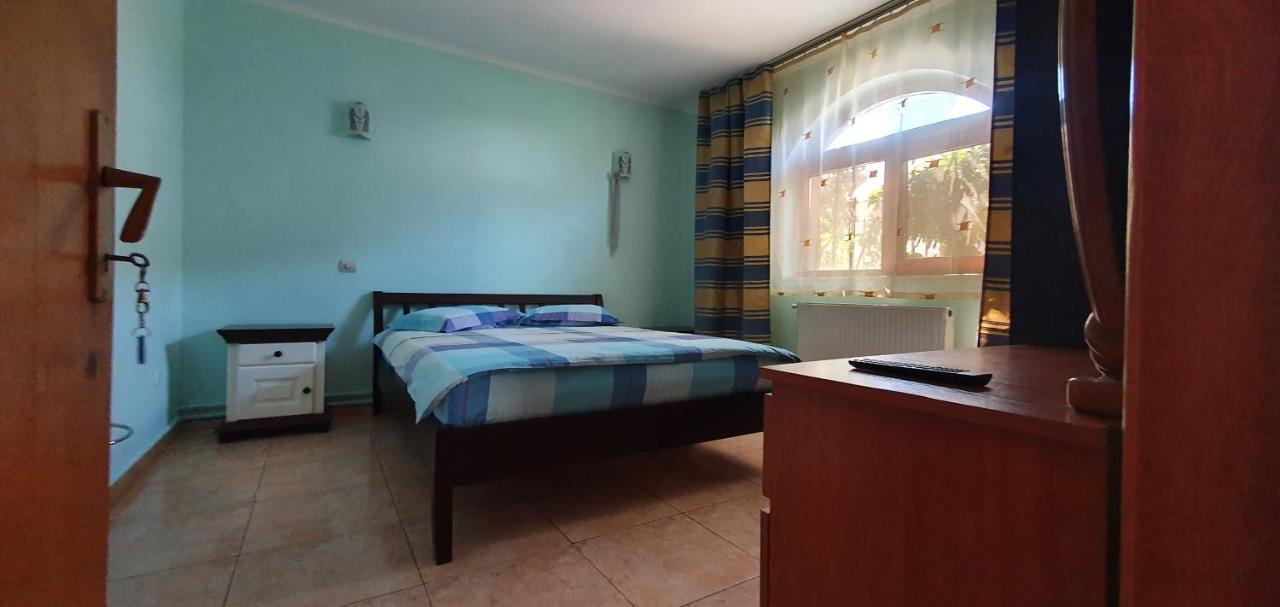 Vila Vasile Navodari Luaran gambar